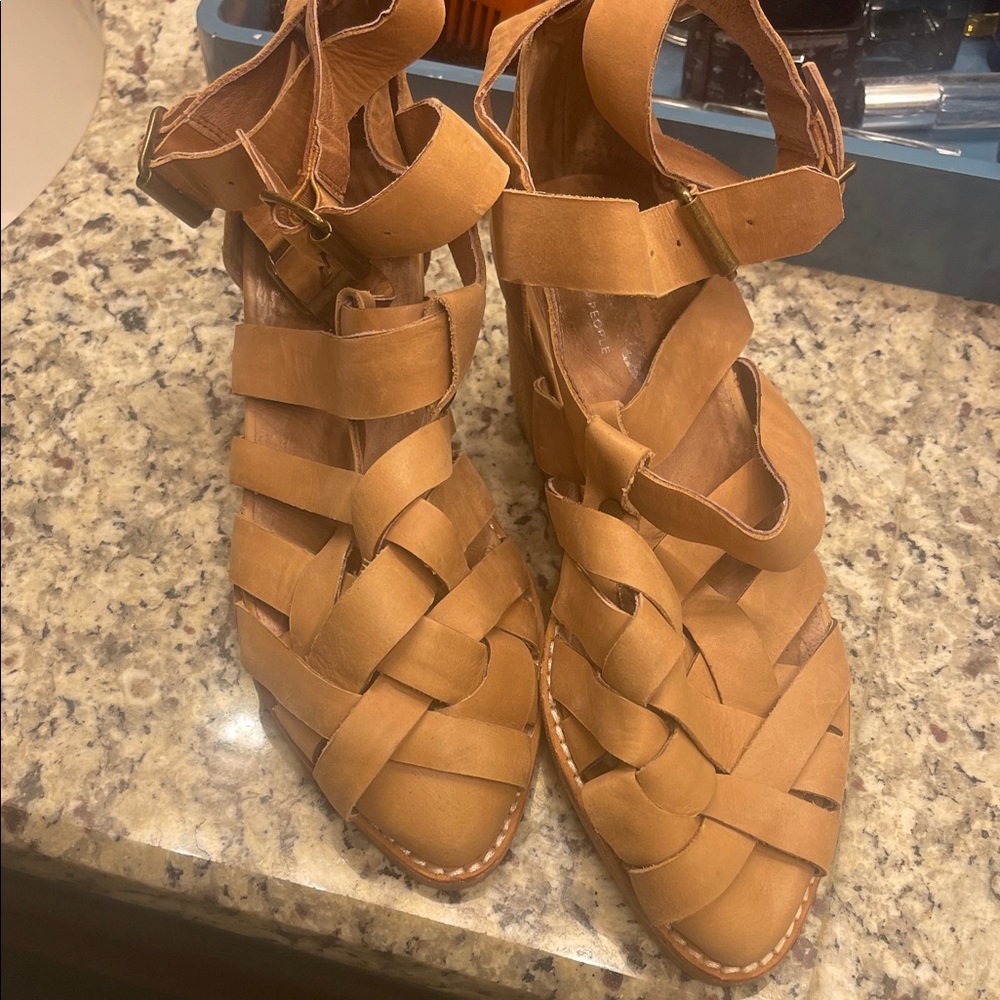 Free People  Jeffery Campbell Woven Tan Sandals